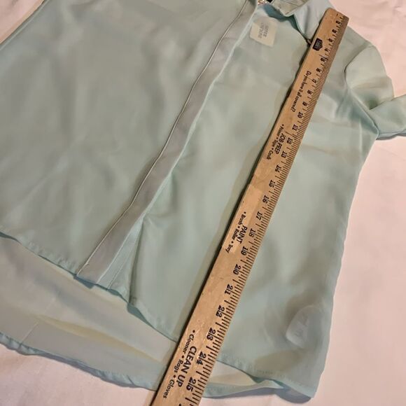 Forever 21 size small long sleeve mint sheer blouse - Picture 6 of 6